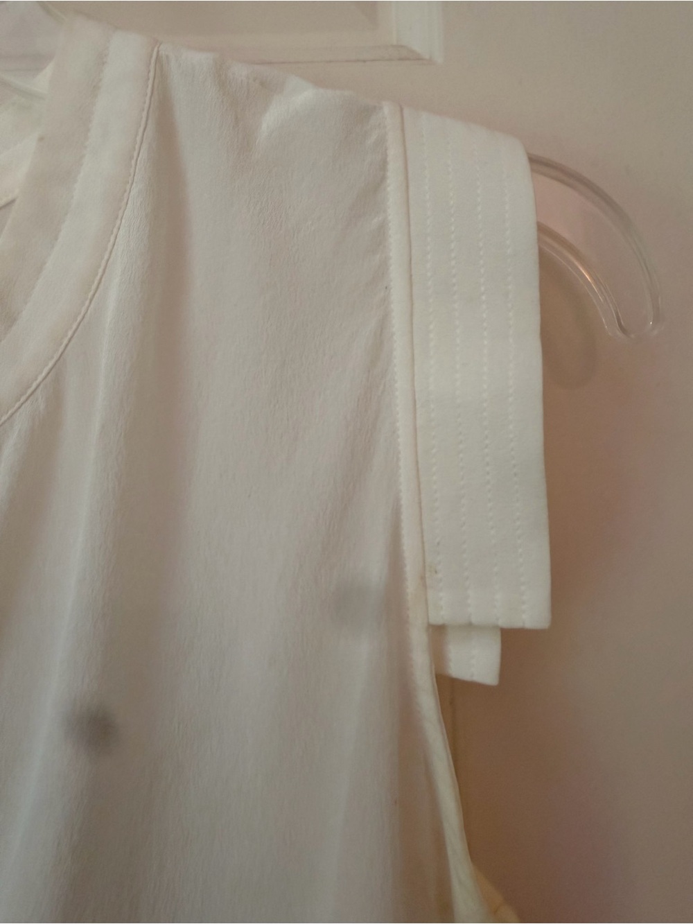 White Silk Sleeveless V-Neck Blouse, Center Gold Metallic Trim by AMS Pure, Sz S - Picture 5 of 14